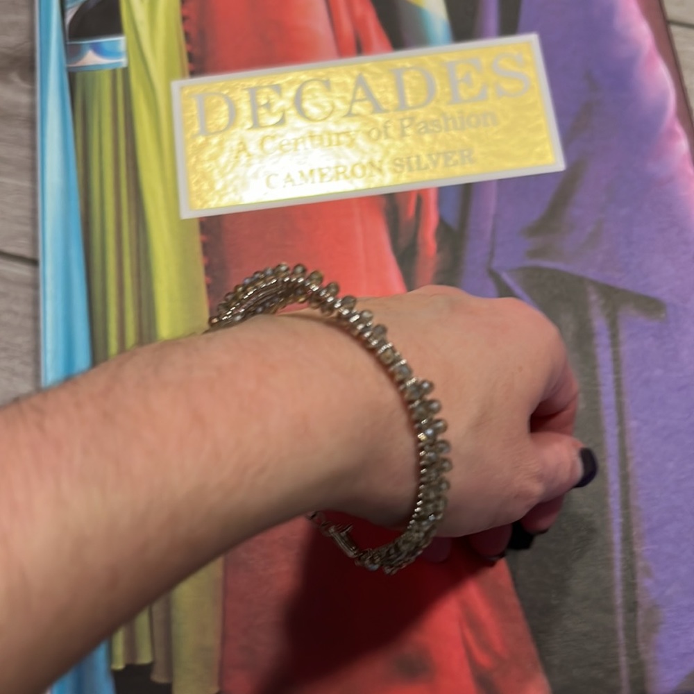 Gray beaded bracelet